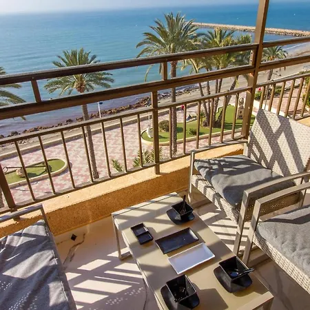 4 Bedroom Lovely In Santa Pola